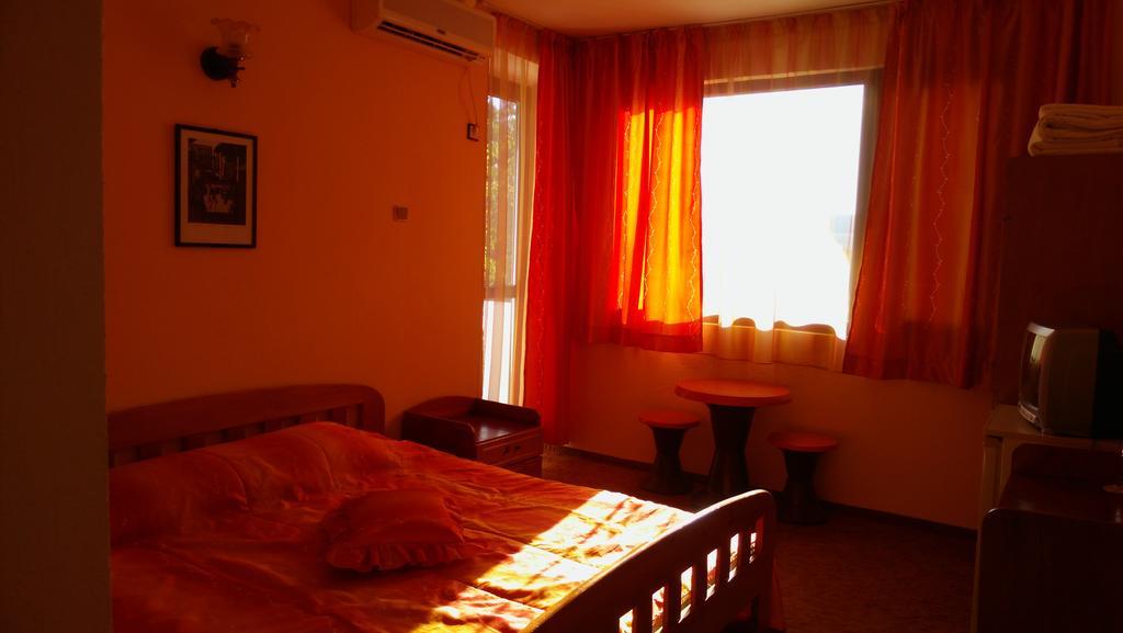 Stefan Family Hotel Kranevo Habitación foto